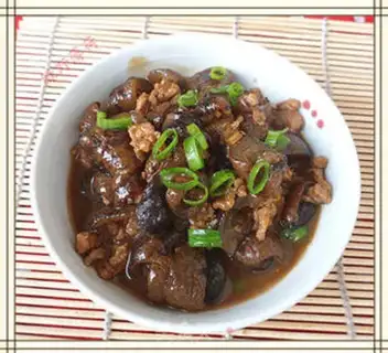 Make Sea cucumber with minced pork step 8