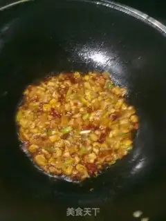 Make stir-fried three dices with spicy sauce step 5