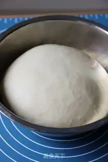 Make Buckwheat flour and red date cake step 0