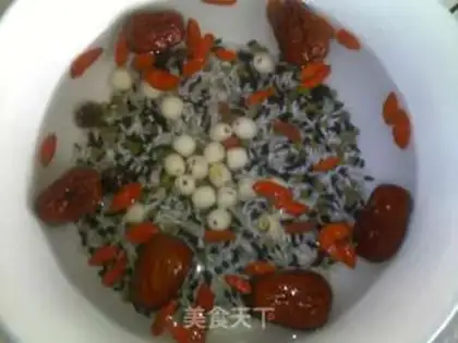 Make Five-color health porridge step 1