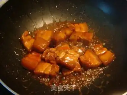 Make Pan-fried braised pork step 6