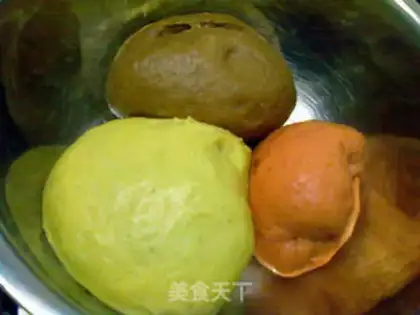 Make Colored goldfish steamed buns step 14