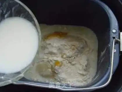 Make sausage bun step 0