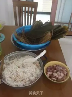 Make Fragrant pork rice dumplings step 0