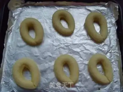 Make sausage bun step 7