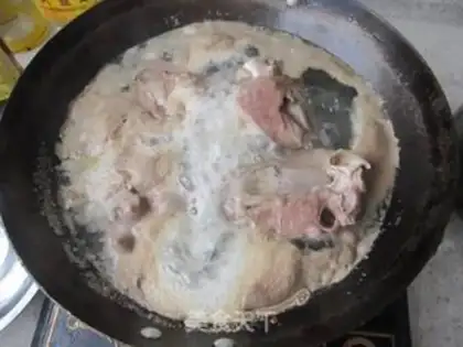 Make stir-fried pork heart with green pepper step 2
