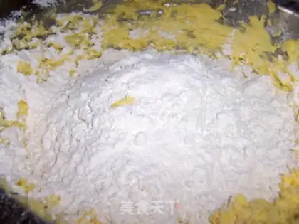 Make Lemon almond cake step 5