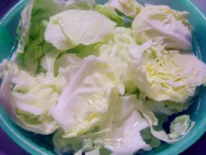 Make shredded cabbage step 0