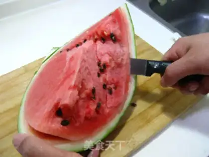 Make stir-fried pork belly with watermelon peel step 0