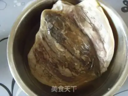 Make Stewed pork knuckle step 2