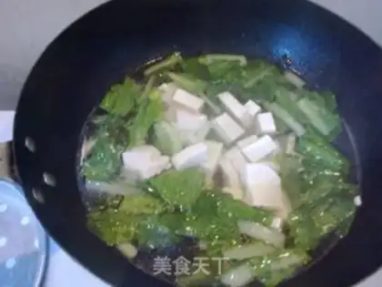 Make Chinese cabbage and tofu soup step 6