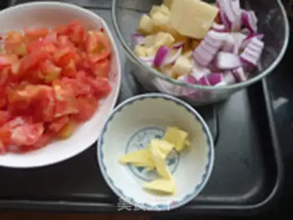 Make Stewed potatoes with tomatoes step 1
