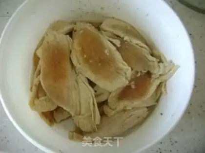 Make Crispy and tender fried chicken slices step 4
