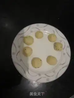 Make corn wowotou step 4