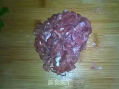 Make shredded noodles step 2