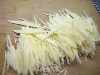Make hot and sour potato silk step 2
