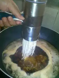 Make shredded noodles step 7