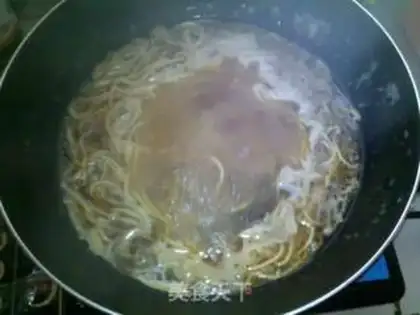 Make shredded noodles step 8