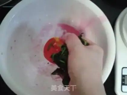 Make Pink noodles step 1