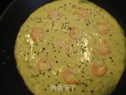 Make Shrimp and cucumber egg cake step 7