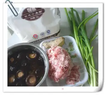 Make Mushroom pork bun step 0