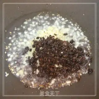 Make Hand-shredded chicken with saliva step 6