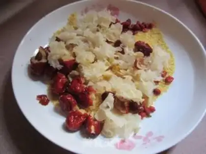 Make Millet, red dates, and tremella porridge step 1