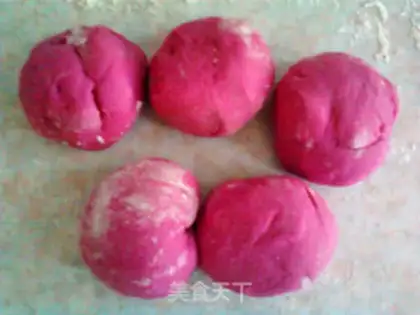 Make Piggy Bean Bun step 6