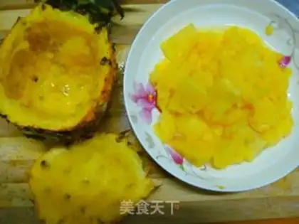 Make Pineapple walnut glutinous rice balls step 1