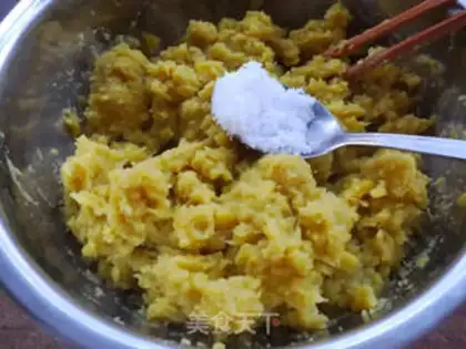 Make Sweet potato bean paste glutinous rice balls step 3