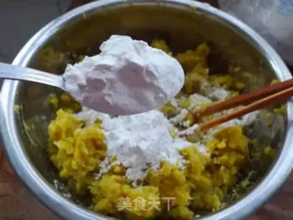 Make Sweet potato bean paste glutinous rice balls step 4