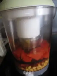 Make Watermelon soybean milk step 2