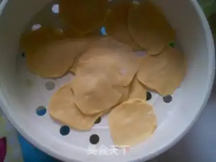 Make Pumpkin steamed dumplings step 6