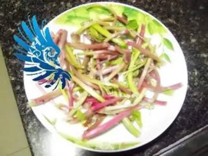 Make Vegetable root pancakes step 0
