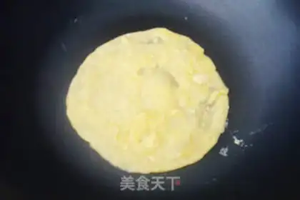 Make Cream banana roll step 2