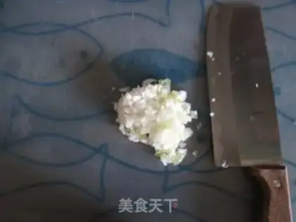 Make Crispy and dregs scallion cake step 1