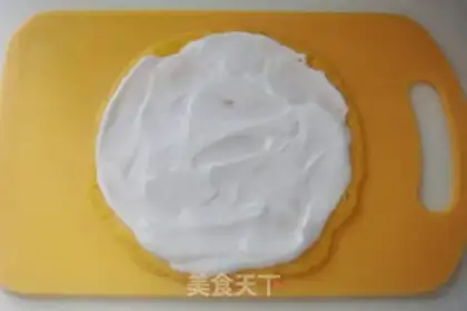 Make Cream banana roll step 4