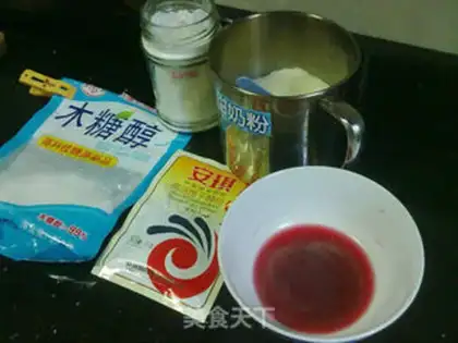 Make bow steamed buns step 1