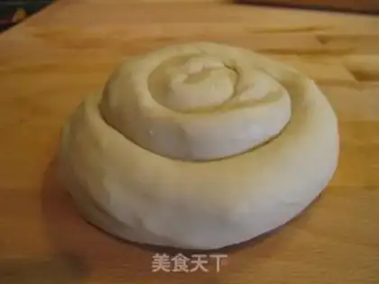 Make Crispy and dregs scallion cake step 5