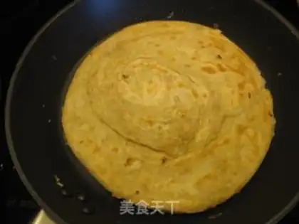Make Crispy and dregs scallion cake step 7