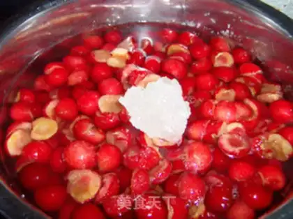 Make Cherry syrup water step 4