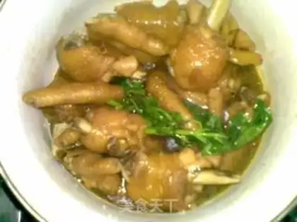 Make Jinbuhuan chicken step 1