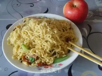 Make fried noodles step 5