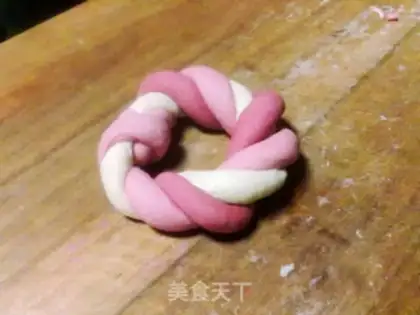 Make bow steamed buns step 10