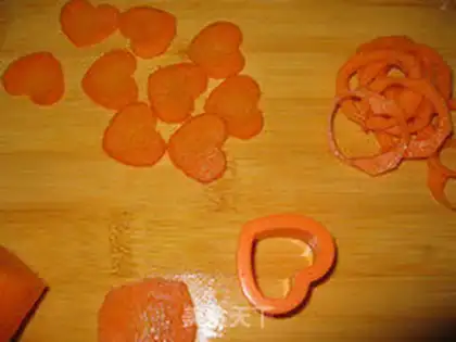 Make Two-color love meatballs step 13