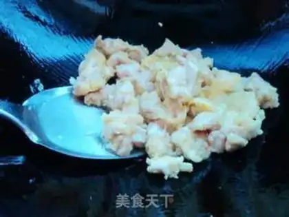 Make stir-fried chicken legs with kimchi step 3