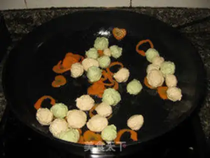 Make Two-color love meatballs step 16