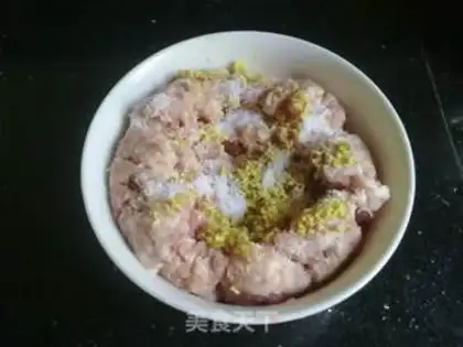 Make Basic meatballs step 1