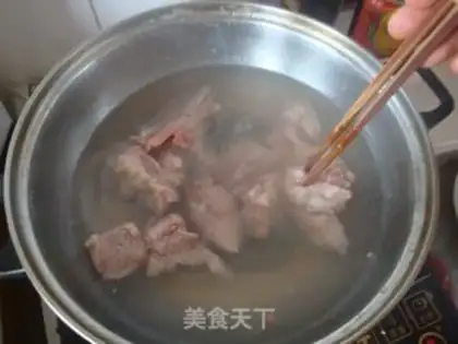Make Ribs, corn and radish soup step 2