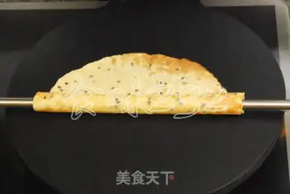 Make Delicious egg roll step 10
